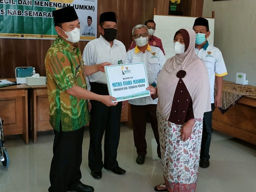 25 Pelaku UMKM Terima Bantuan Modal dari Baznas Semarang